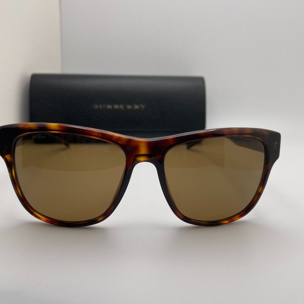 Burberry Wayfarer Sunglasses